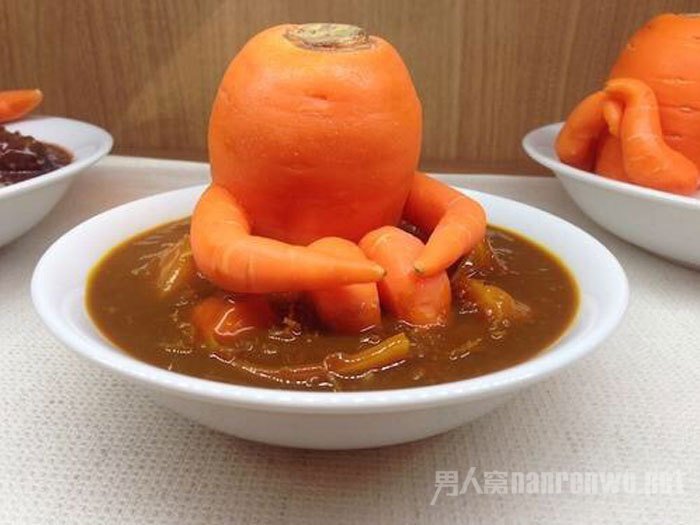 图为一个有情绪的胡萝卜。