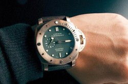 成功男士带什么手表？